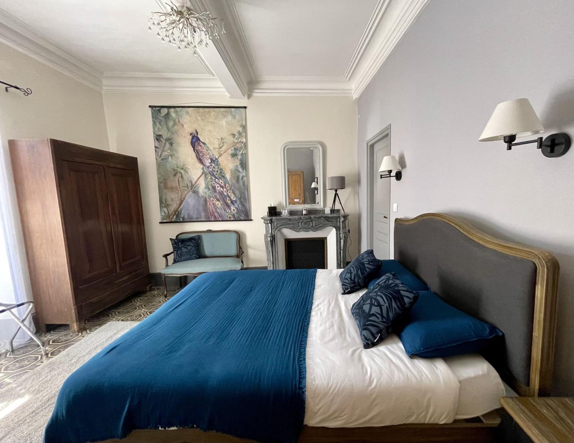 Roubia L'Oiseau Bleu Peacock B&B 외부 사진